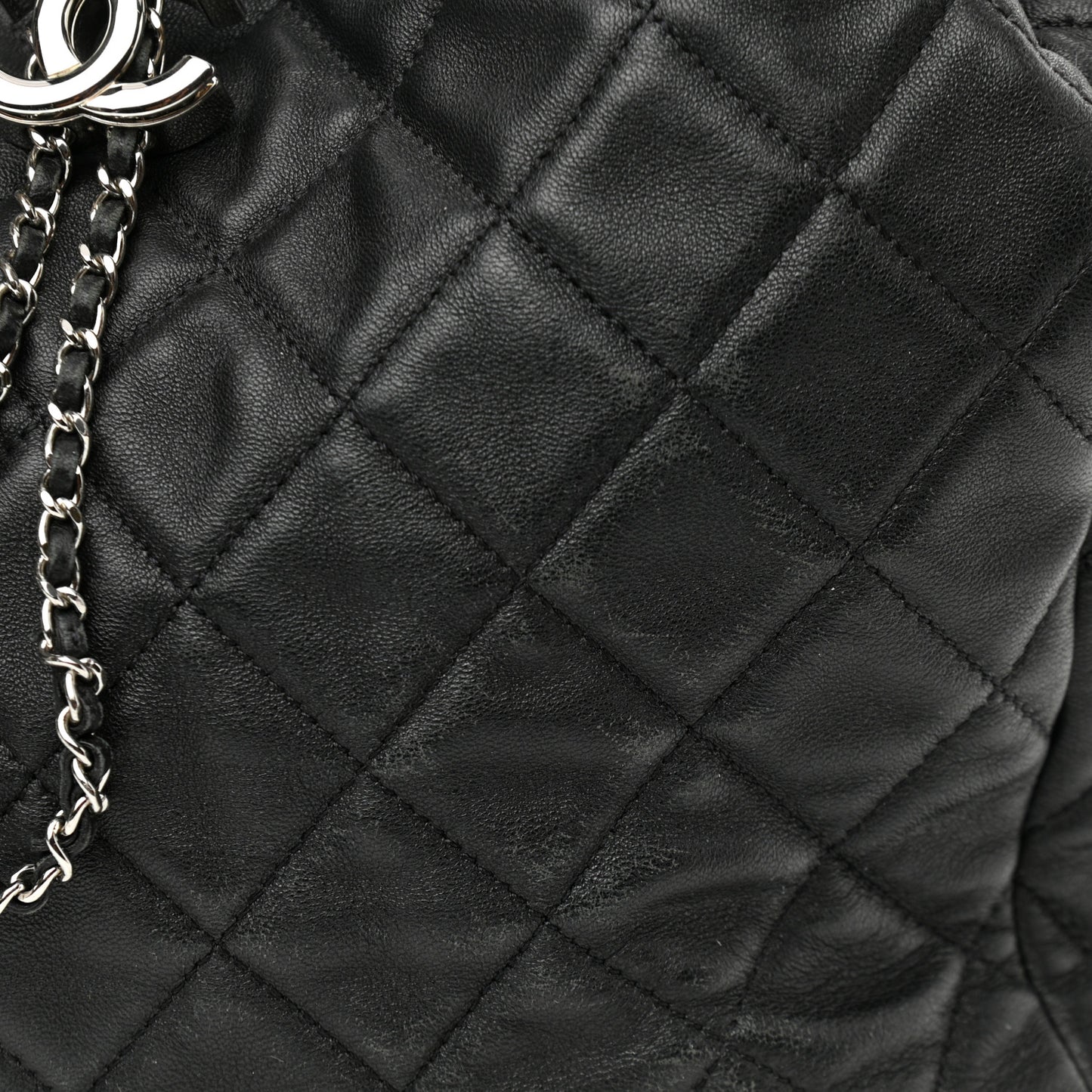 Lambskin Quilted CC Chain Bucket Bag Black
