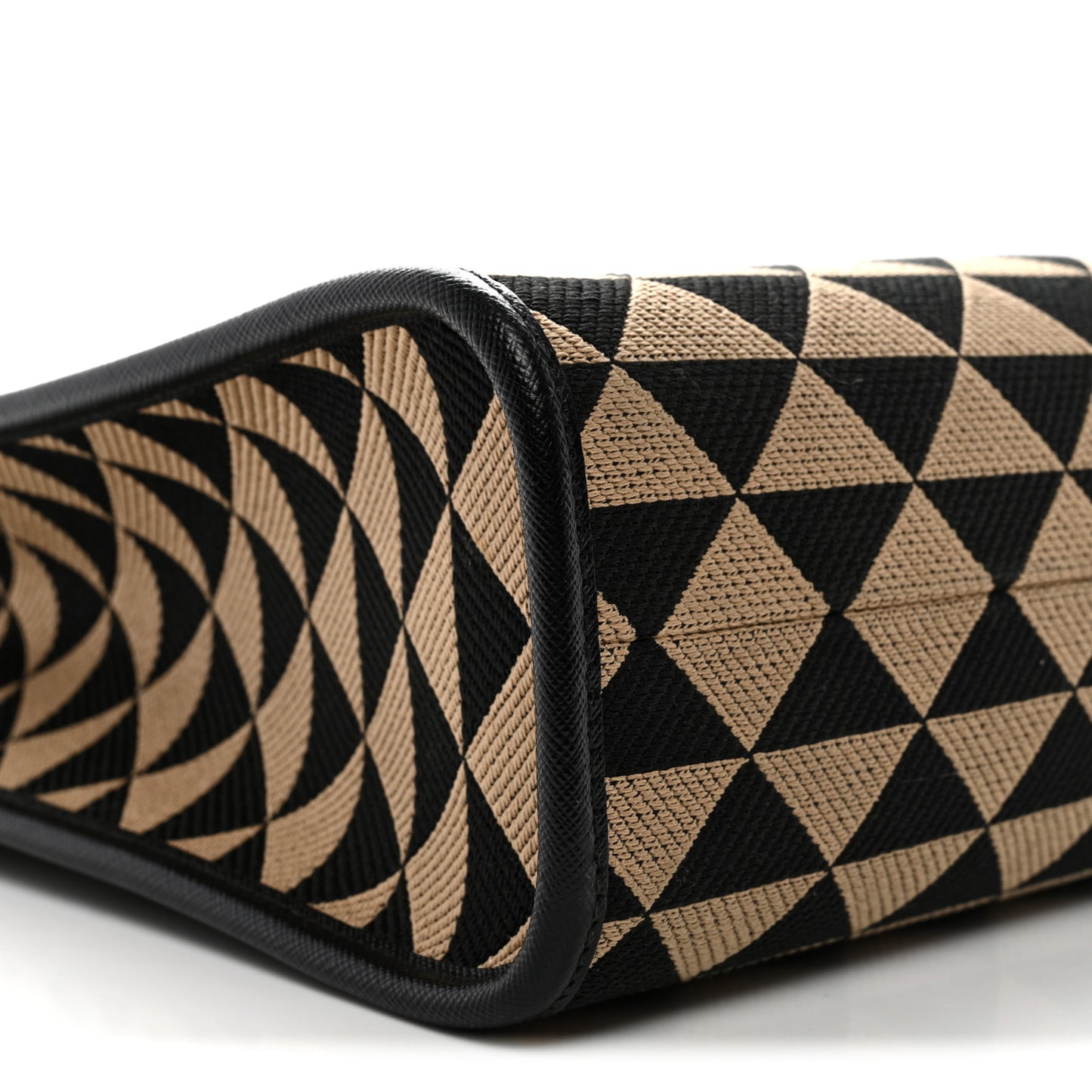 Jacquard Saffiano Triangolo Symbole Embroidered Large Tote Black Corda