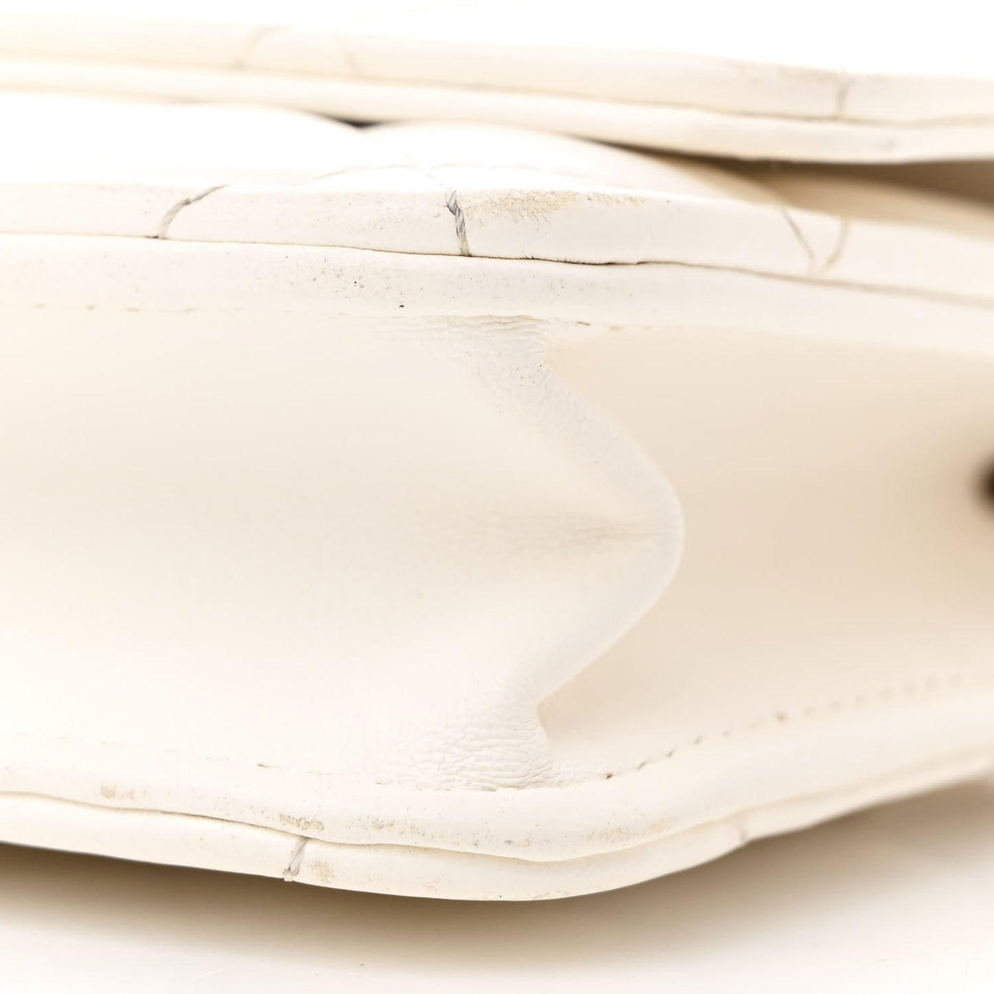 Lambskin Quilted Pillow Crush Wallet On Chain WOC White