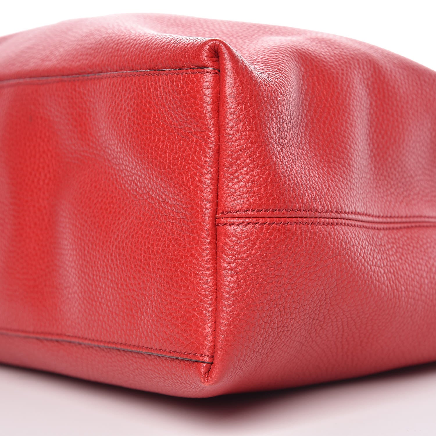 Gucci Pebbled Calfskin Medium Soho Chain Shoulder Bag Tabasco Red 6 of 10