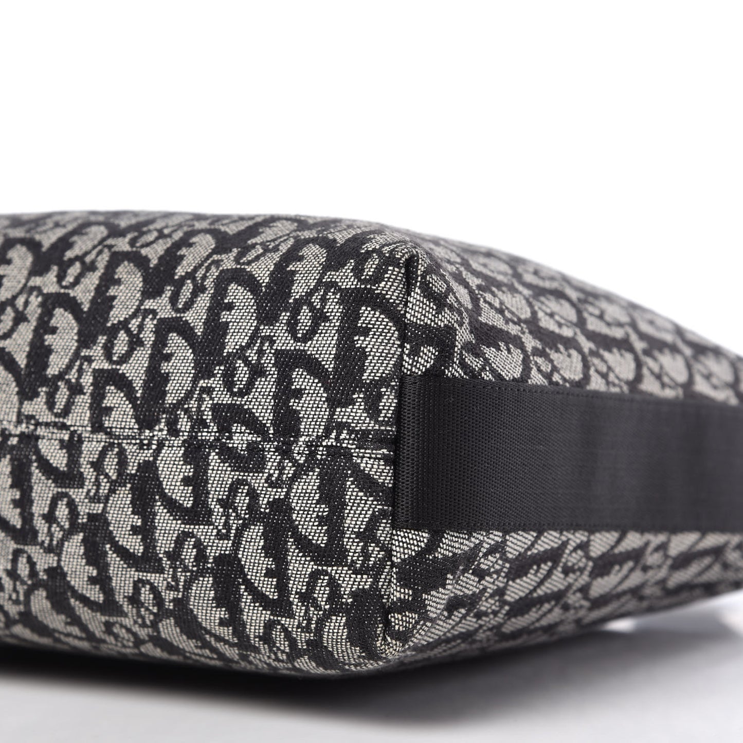 Monogram Messenger Black