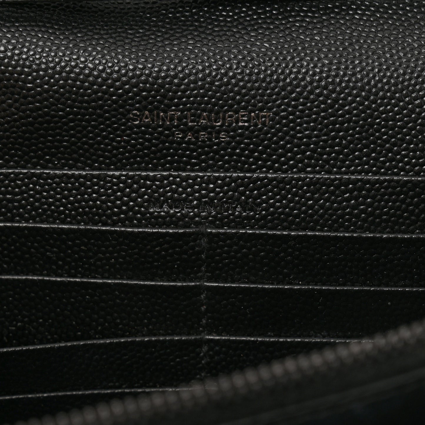 Grain De Poudre Matelasse Chevron Monogram Monochrome Chain Wallet Black