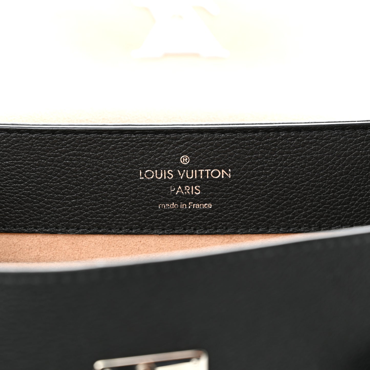 Calfskin Lockme Ever BB Black