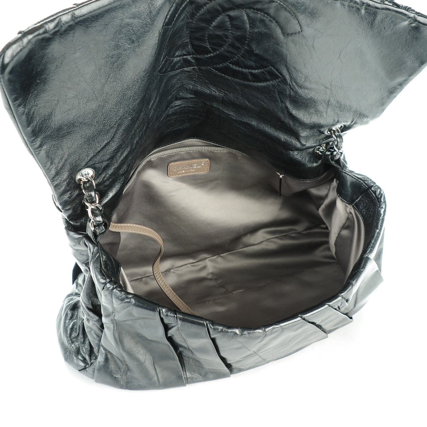 Glazed Calfskin Twisted Maxi Flap Black