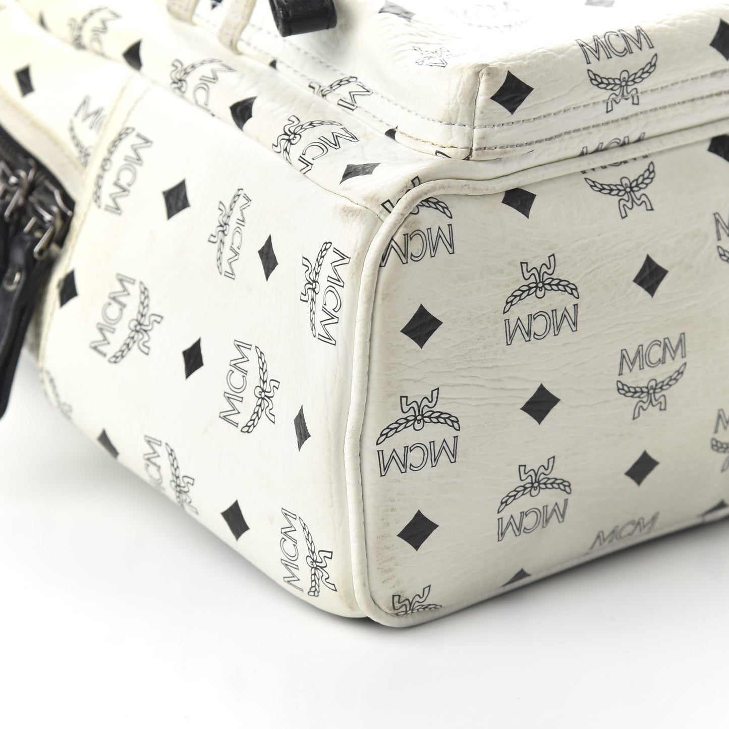 Visetos Small Sprinkle Stud Stark Backpack White