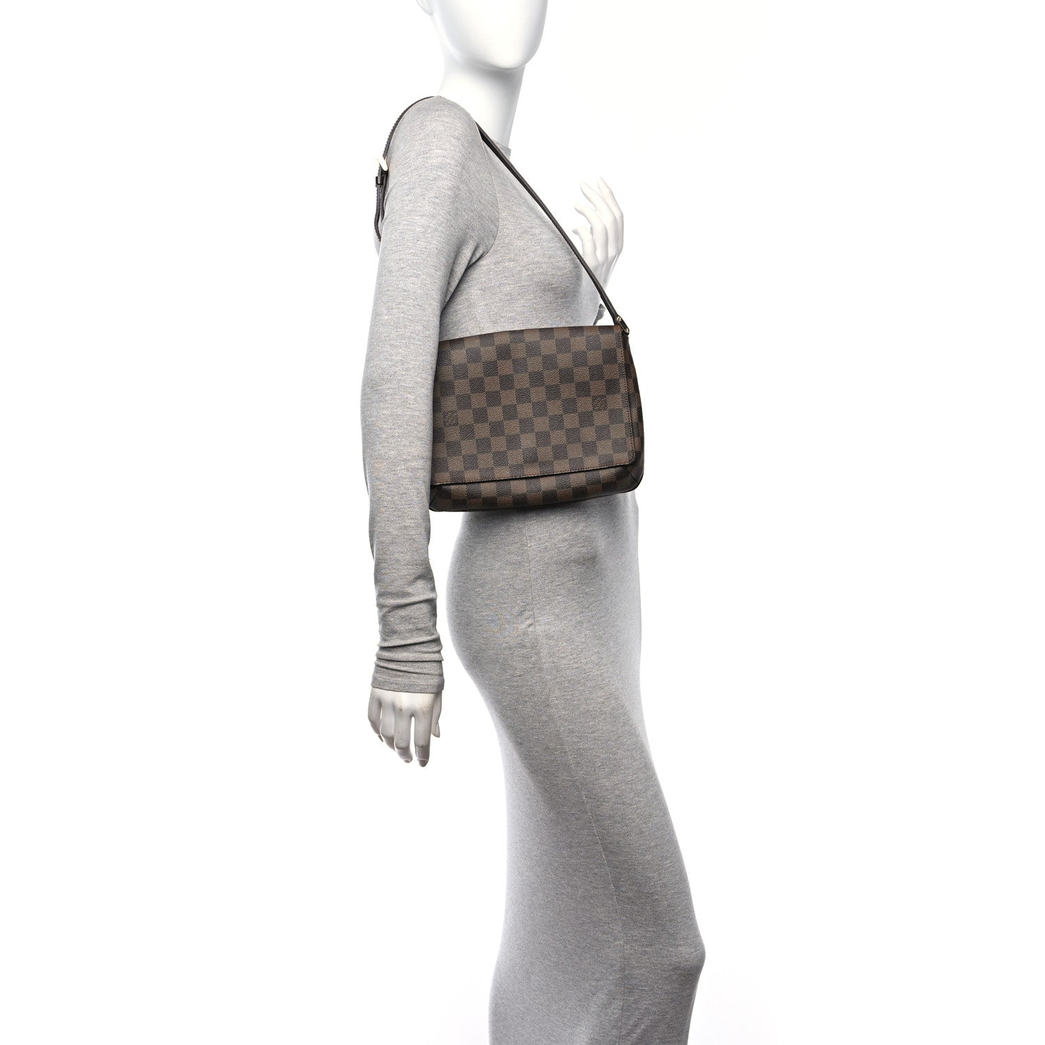 Louis Vuitton Damier Ebene Musette Tango 2 of 9