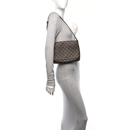 Louis Vuitton Damier Ebene Musette Tango 2 of 9