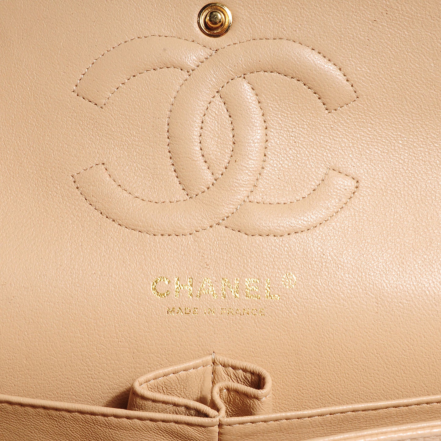 Caviar Quilted Medium Double Flap Beige Clair