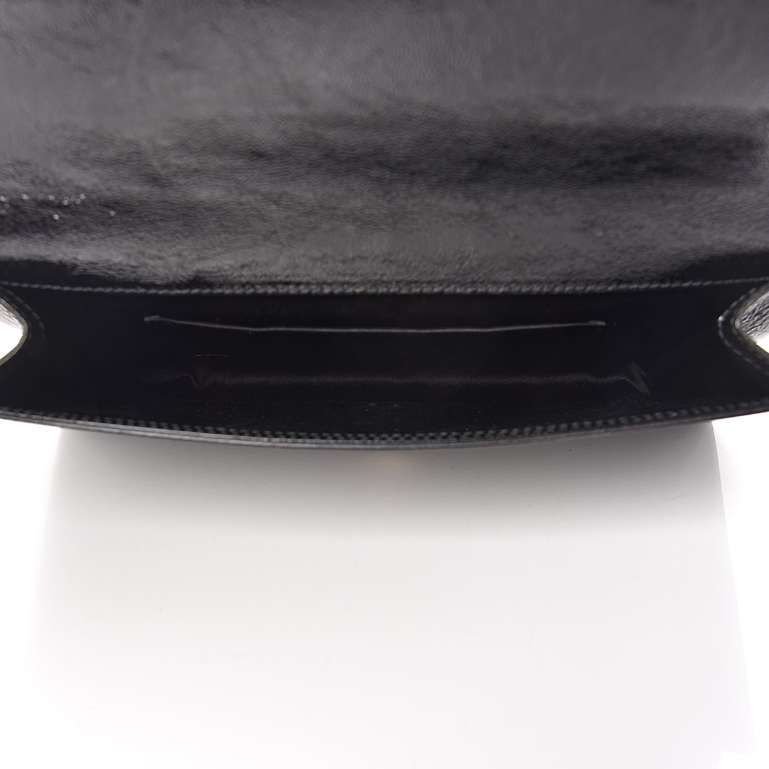 Saint Laurent Textured Patent Monogram Large Belle De Jour Clutch Black 5 of 7