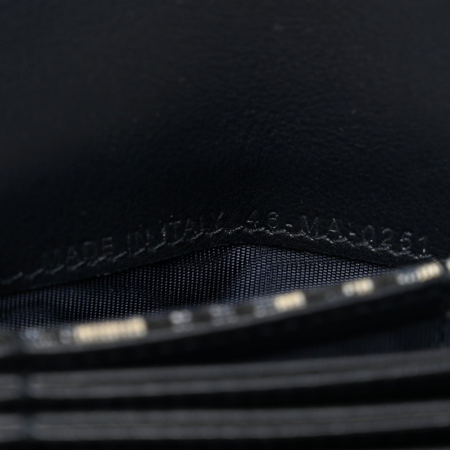 Oblique Saddle 5-Gusset Card Holder Blue