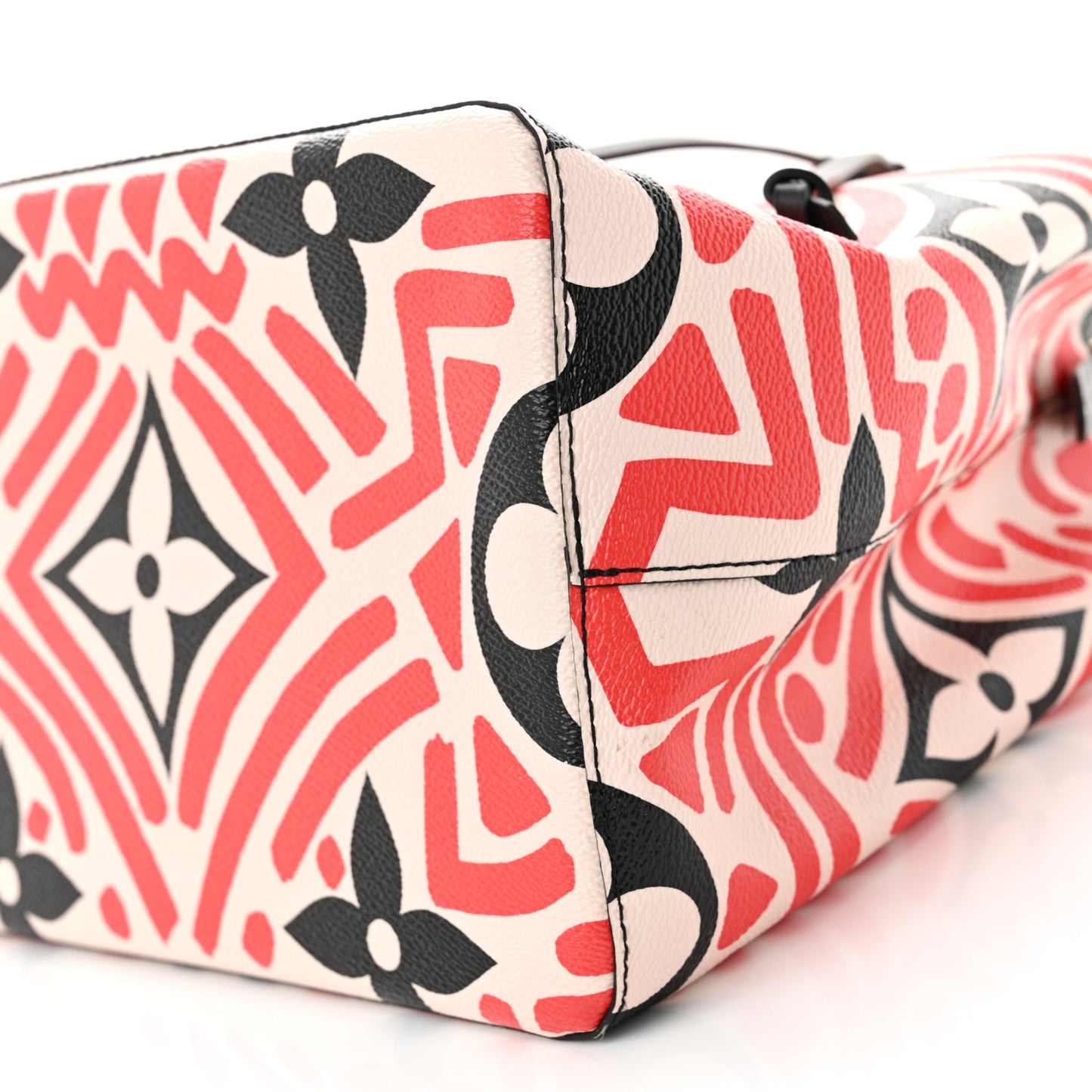 Monogram Giant Crafty NeoNoe MM Creme Rouge Black