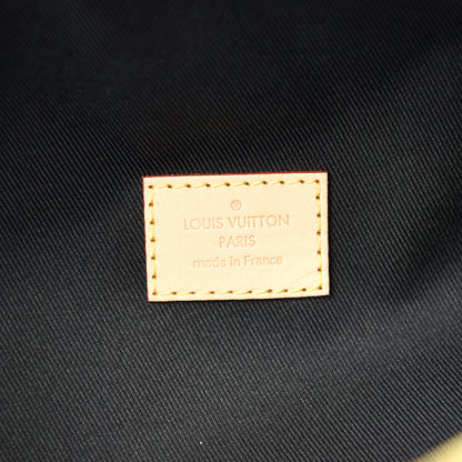 Louis Vuitton Monogram Bumbag 6 of 9