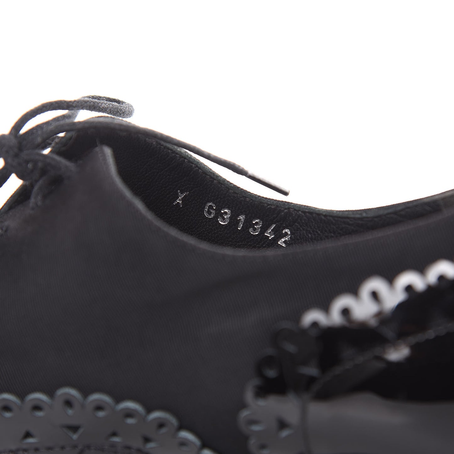 Patent Calfskin Quilted Lace Up Platform Oxford 38.5 Black