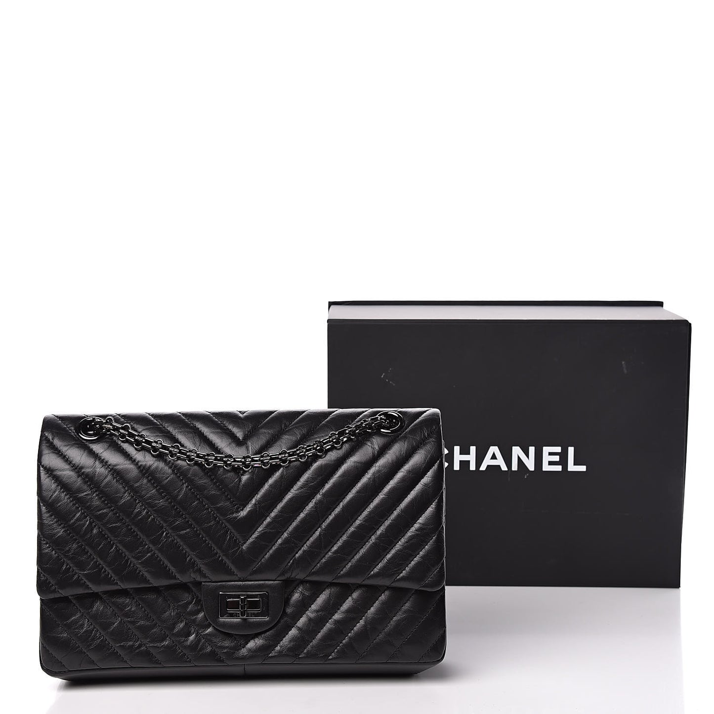Aged Calfskin Chevron 2.55 Reissue 226 So Black