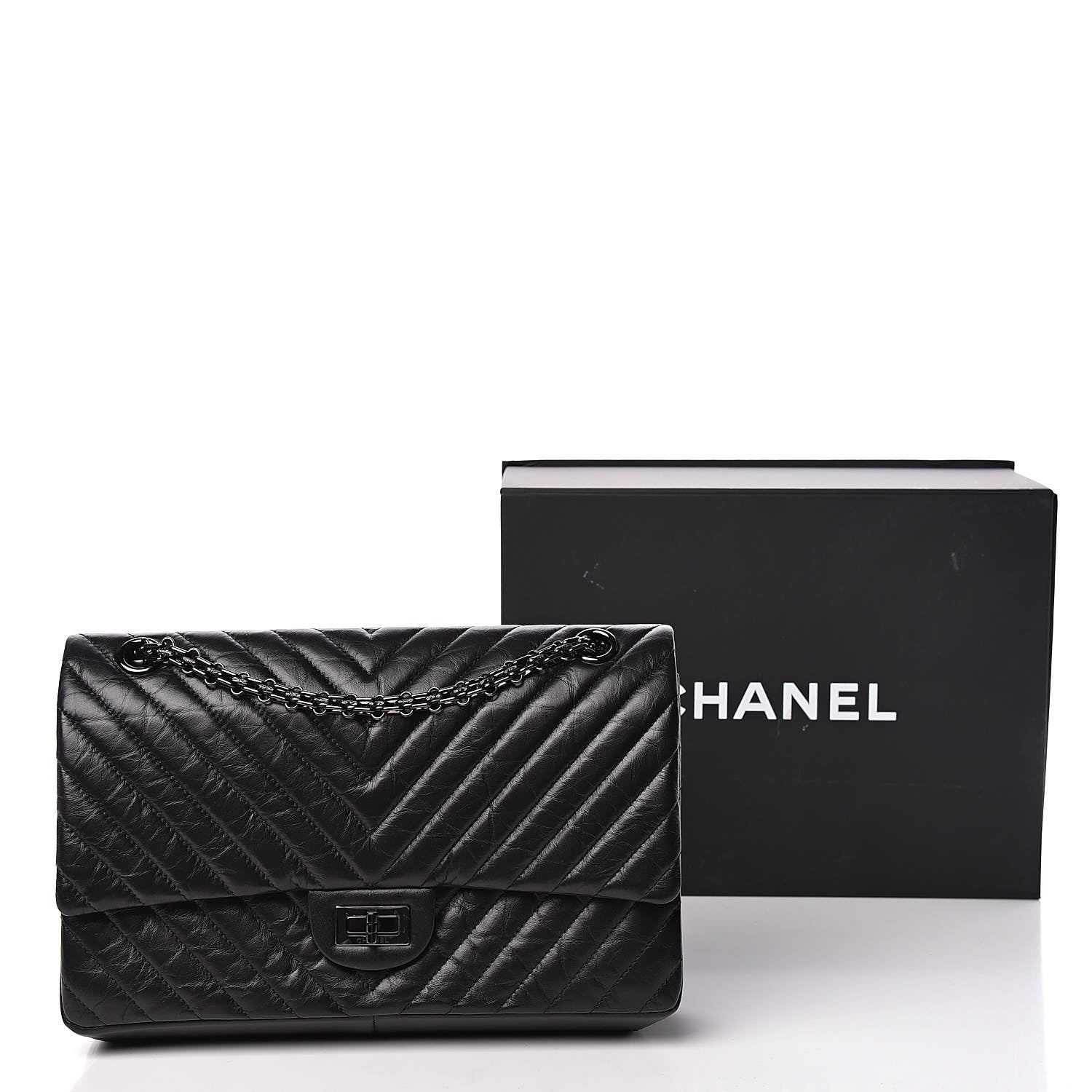Chanel Aged Calfskin Chevron 2.55 Reissue 226 So Black 11 of 11