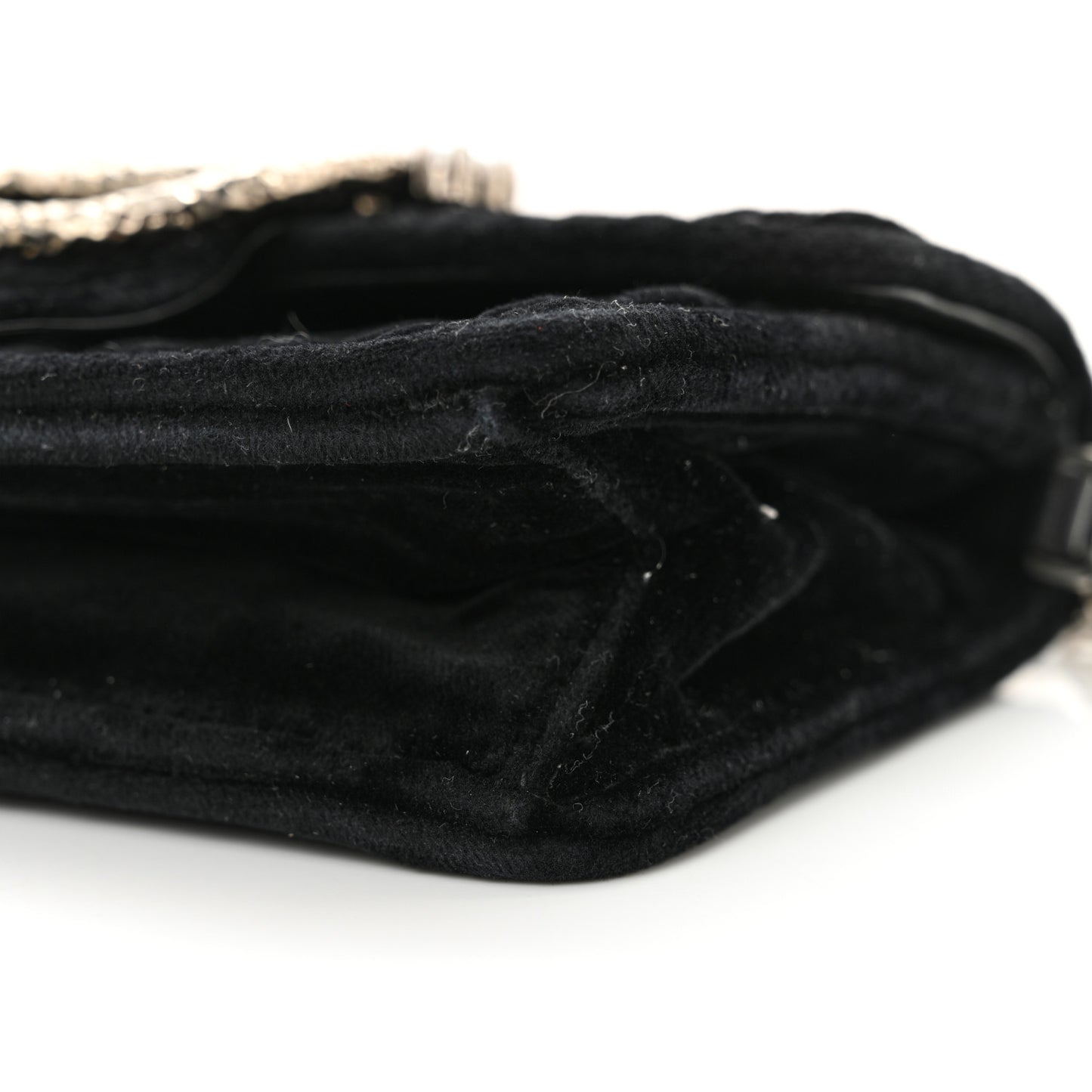 Velvet Matelasse Pearl Embellished Chain Black