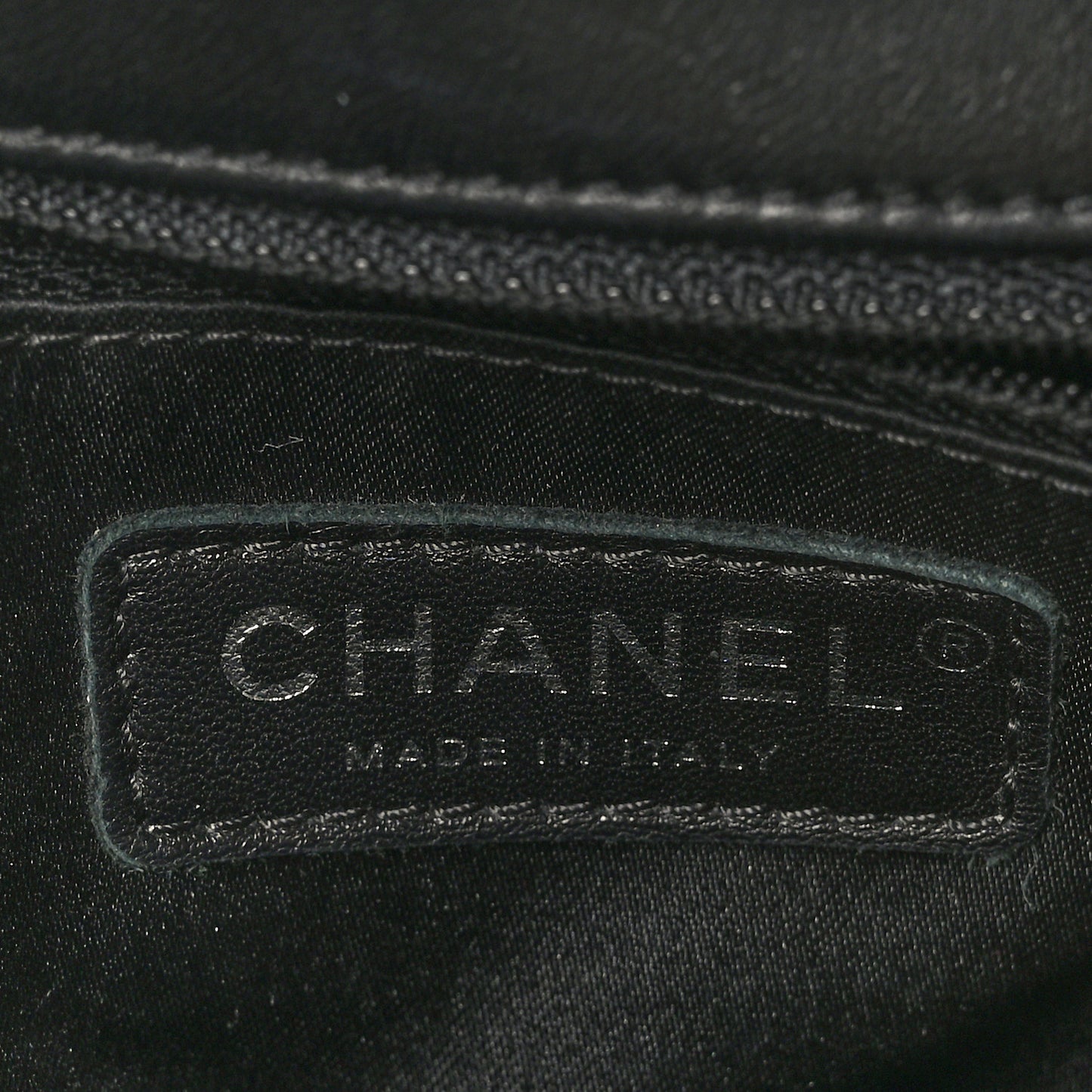 Lambskin Small CC Crossing Flap Black