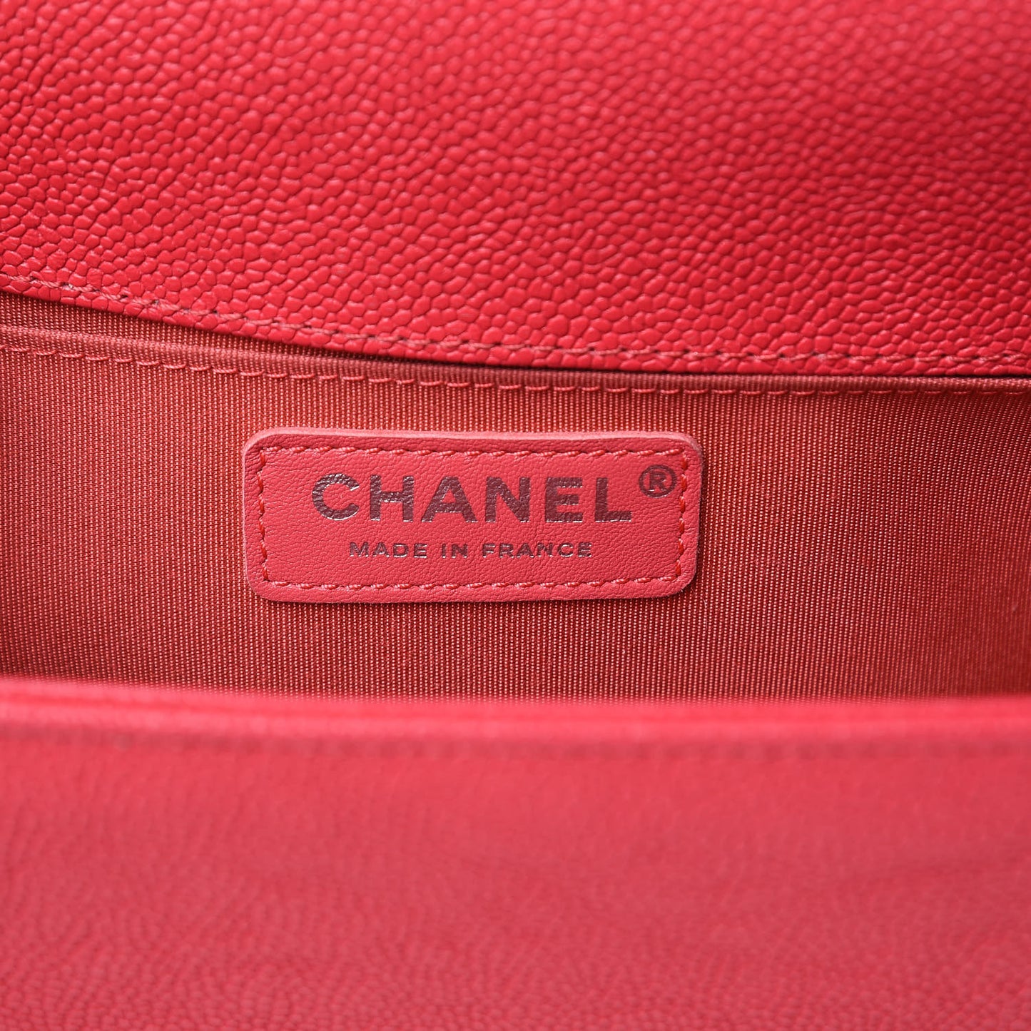 Caviar Quilted Medium Boy Flap Light Red
