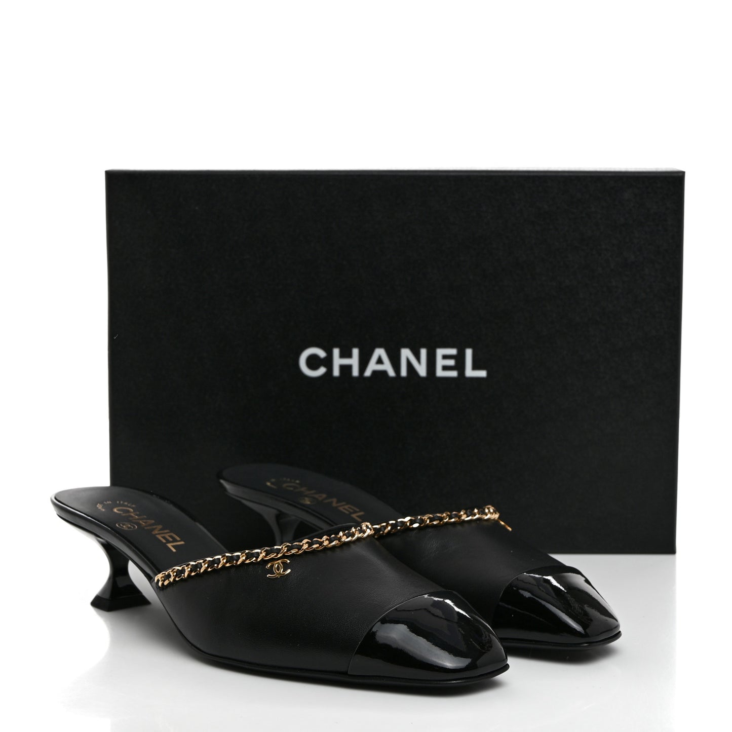 Lambskin Patent Cap Toe Chain Mule 39.5 Black