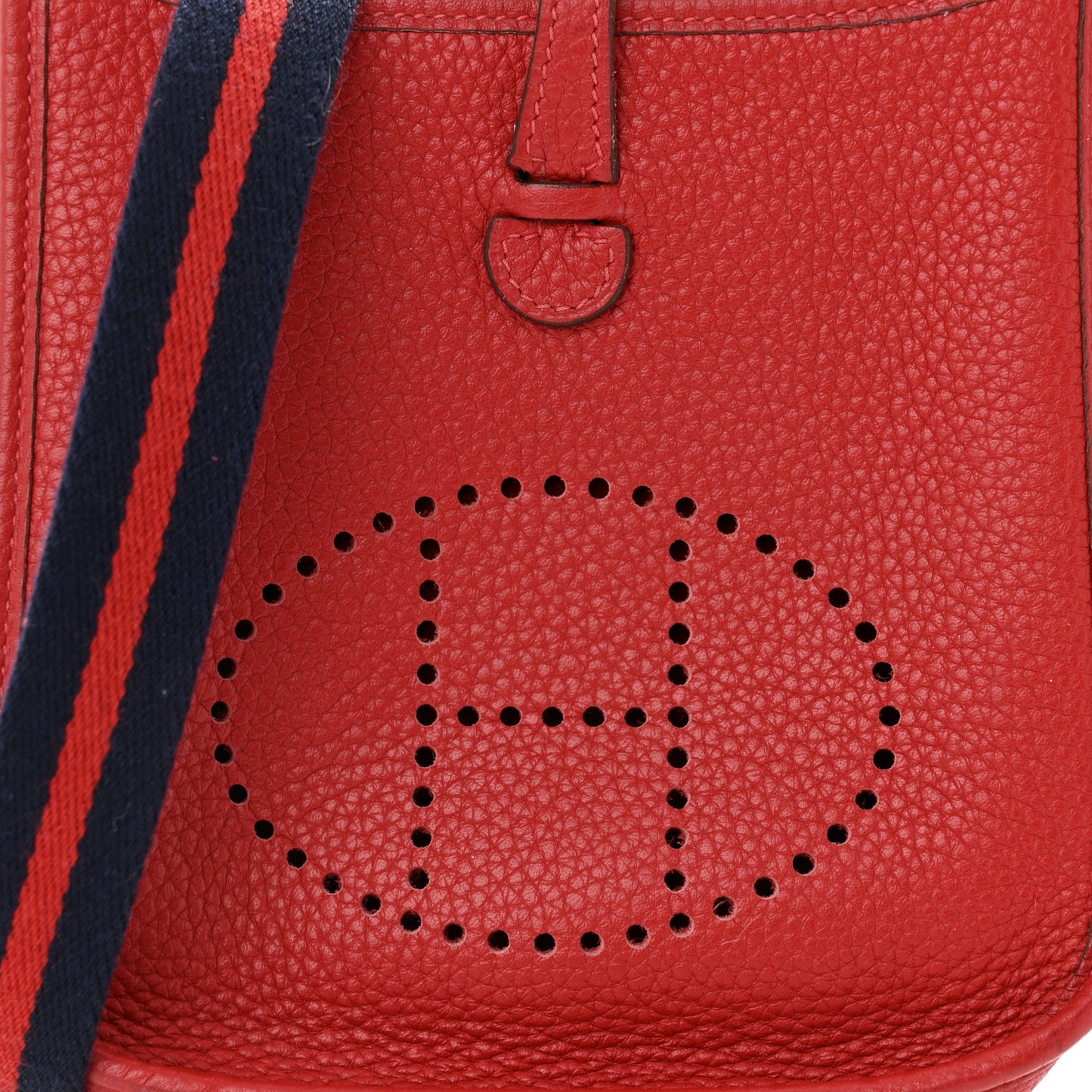Taurillon Clemence Amazone Evelyne TPM Rouge Casaque Bleu Saphir