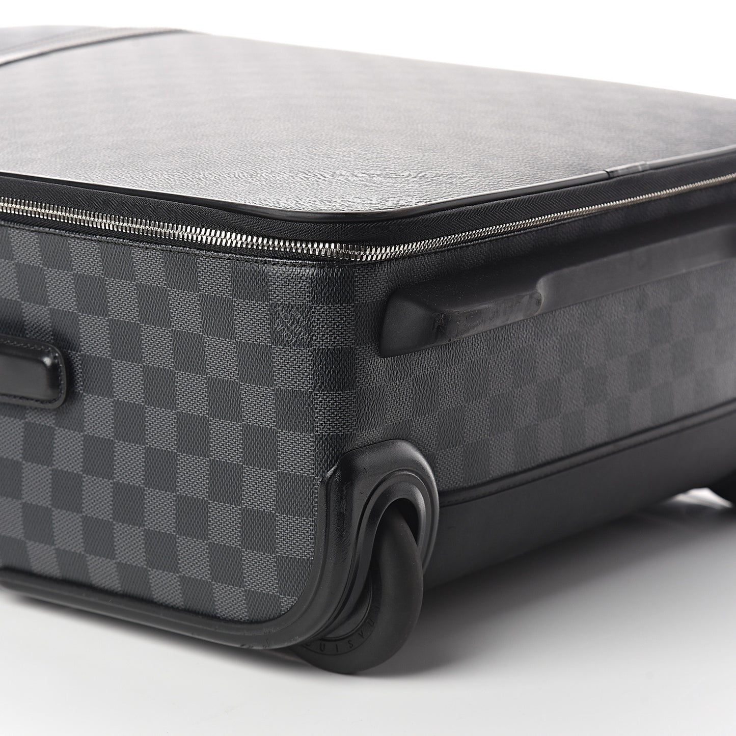 Damier Graphite Pegase 55