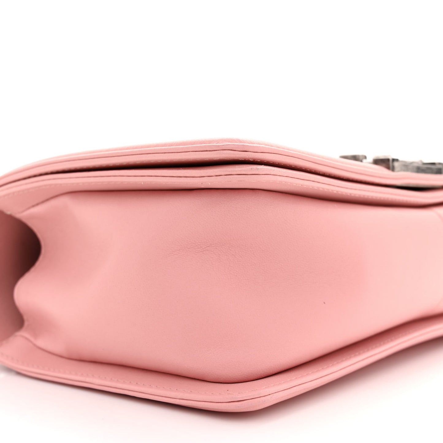 Lambskin Quilted Medium Boy Flap Light Pink