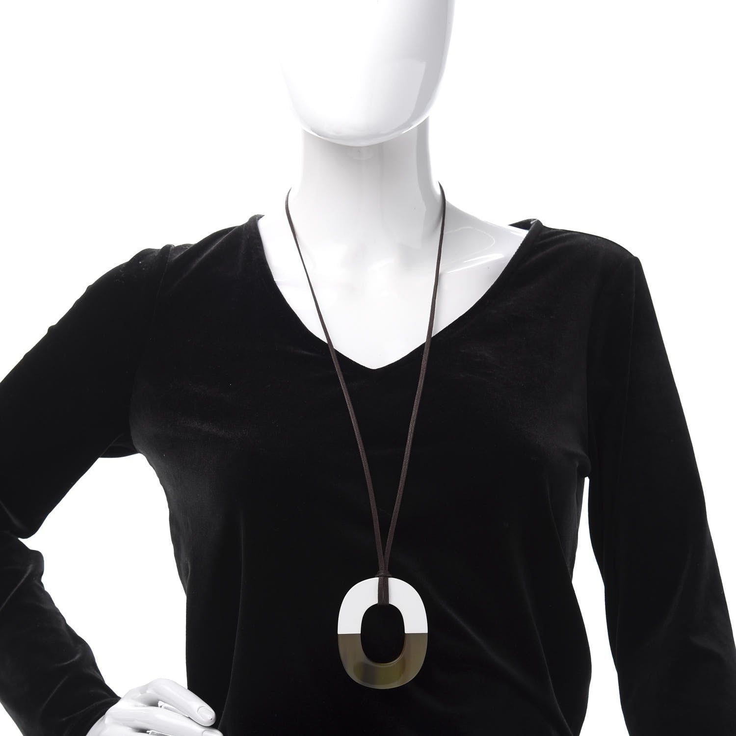 Hermes Buffalo Horn Isthme Pendant Necklace 2 of 8