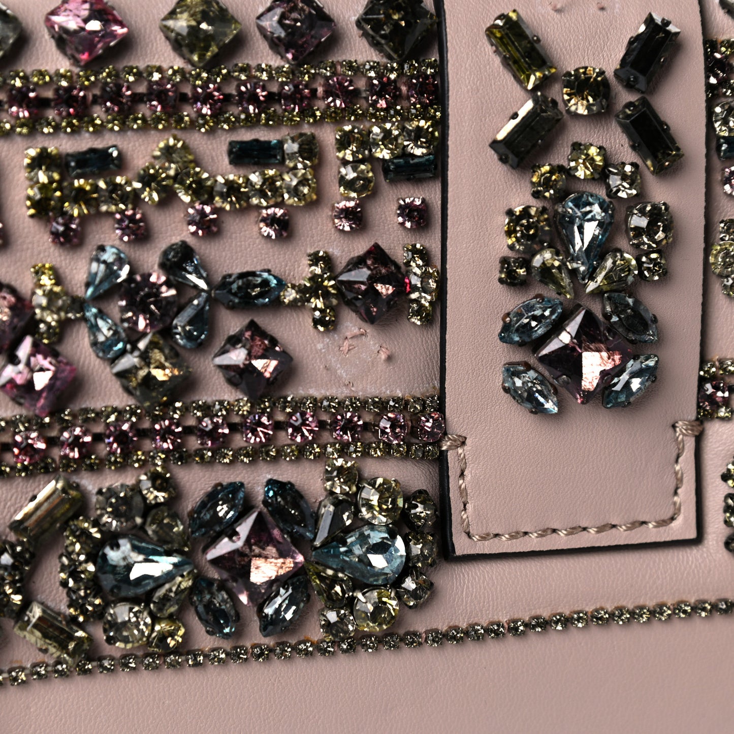 Vitello Crystal Embellished Medium Glam Lock Rockstud Flap Poudre