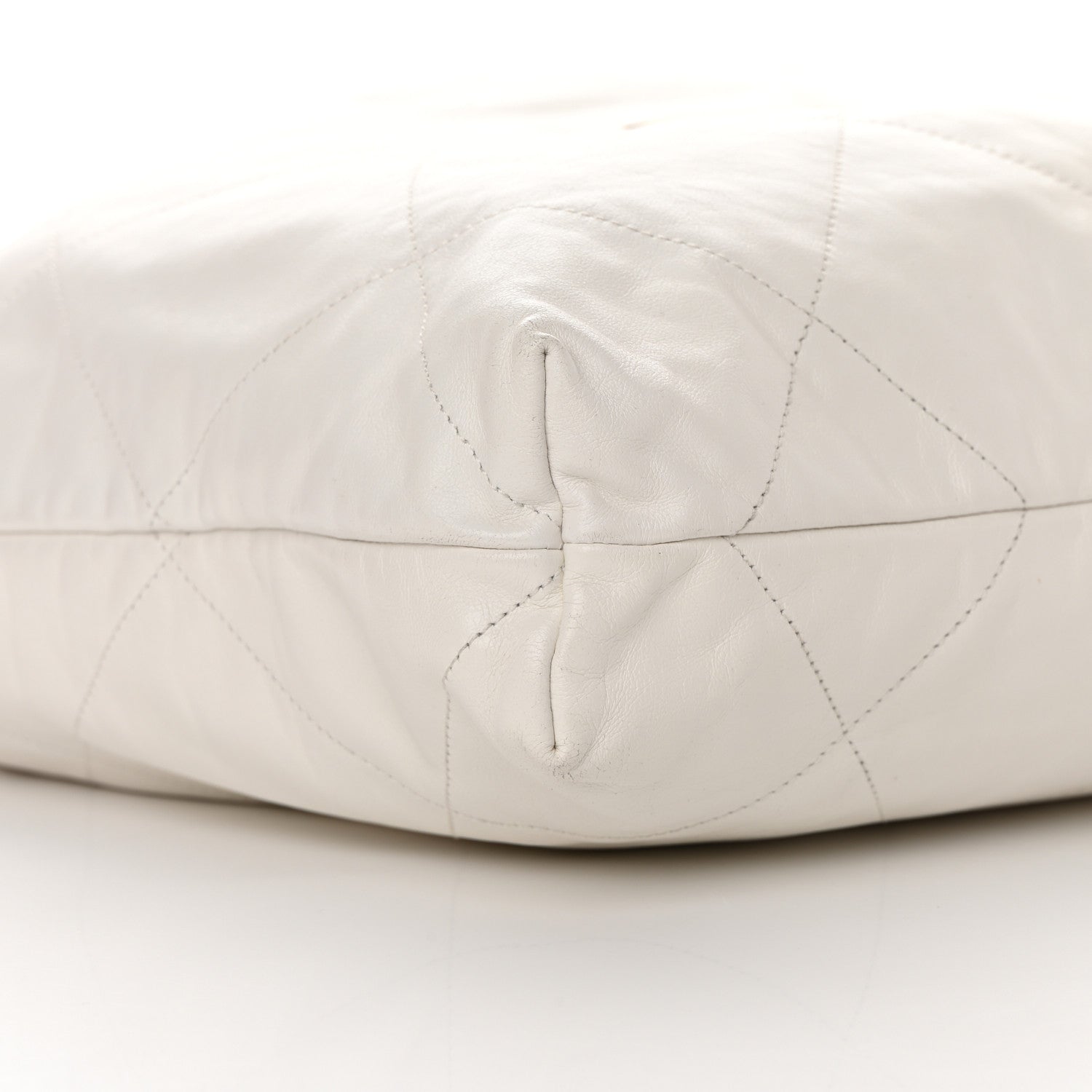 Chanel Shiny Calfskin Quilted Chanel 22 White 8 of 14