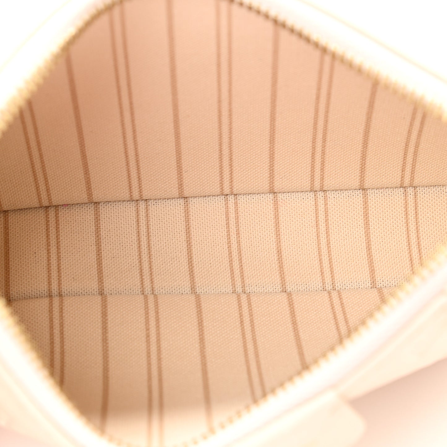 Empreinte Easy Pouch On Strap Cream