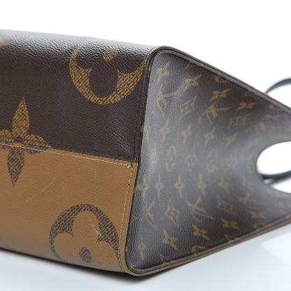 Louis Vuitton Reverse Monogram Giant Onthego MM 9 of 11