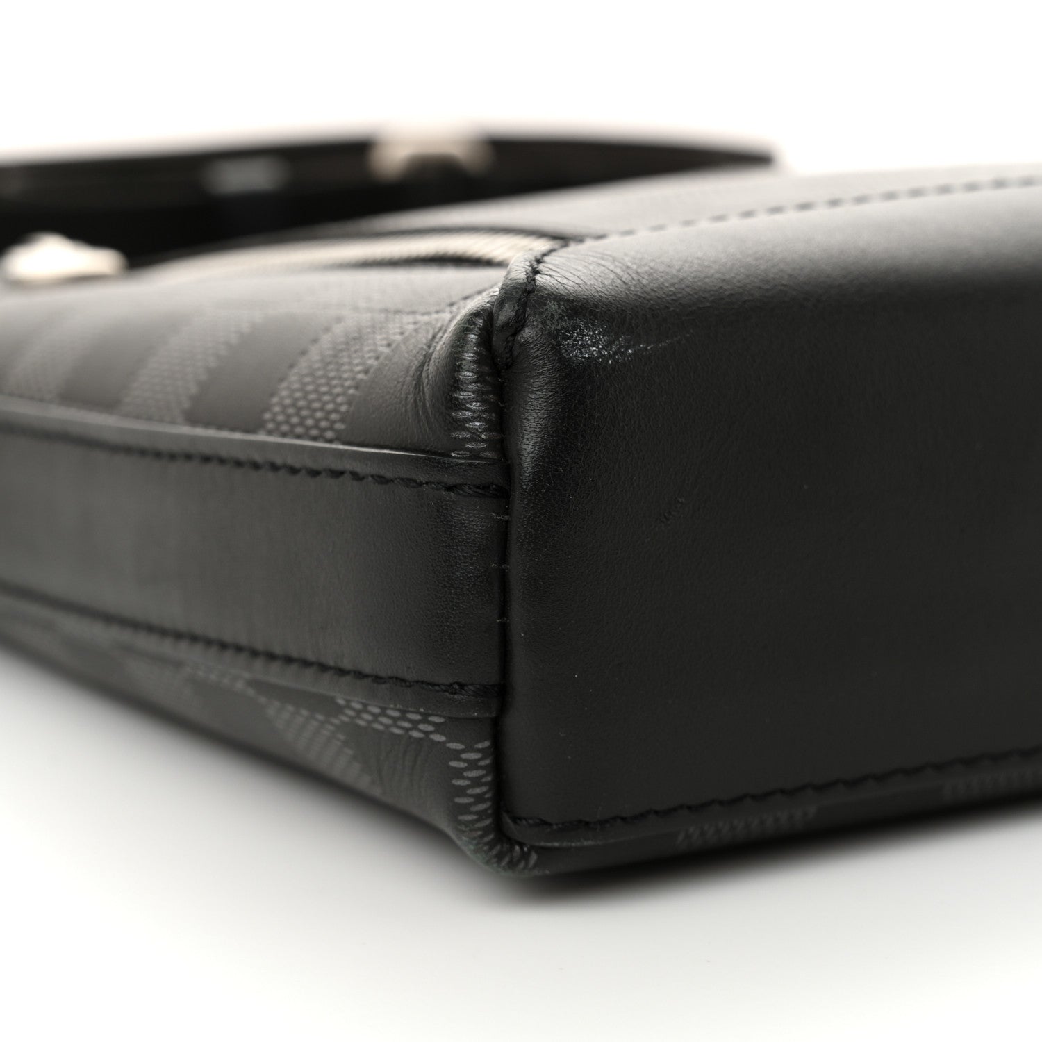 Louis Vuitton Damier Infini Discovery Messenger BB Onyx 9 of 11