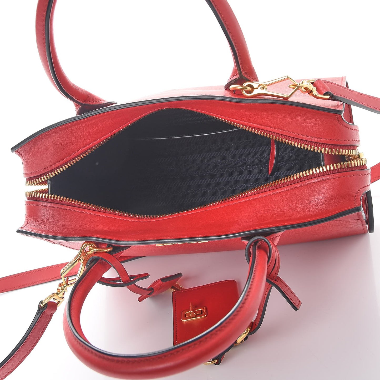 Saffiano City Calf Small Esplanade Tote Rosso