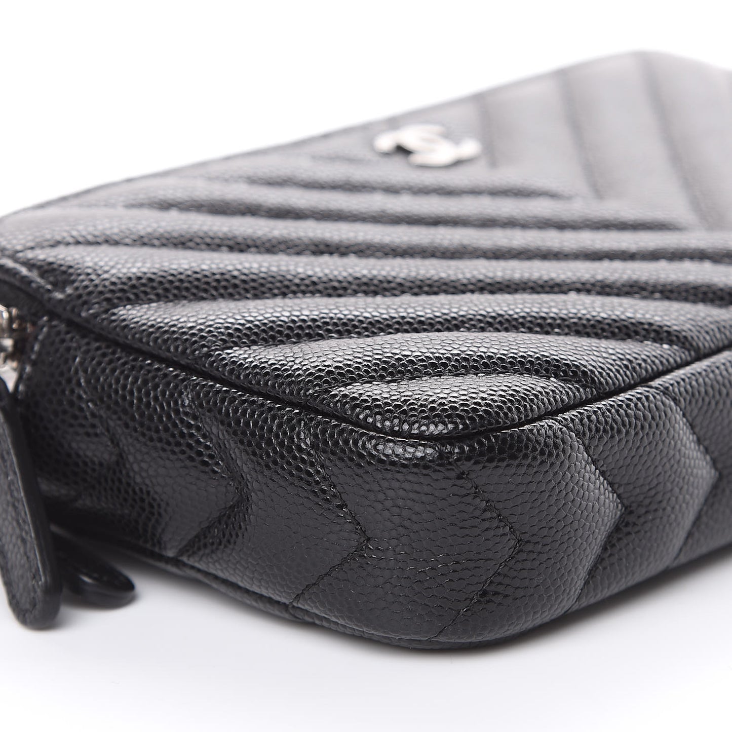 Caviar Chevron Quilted Small Clutch With Chain Black
