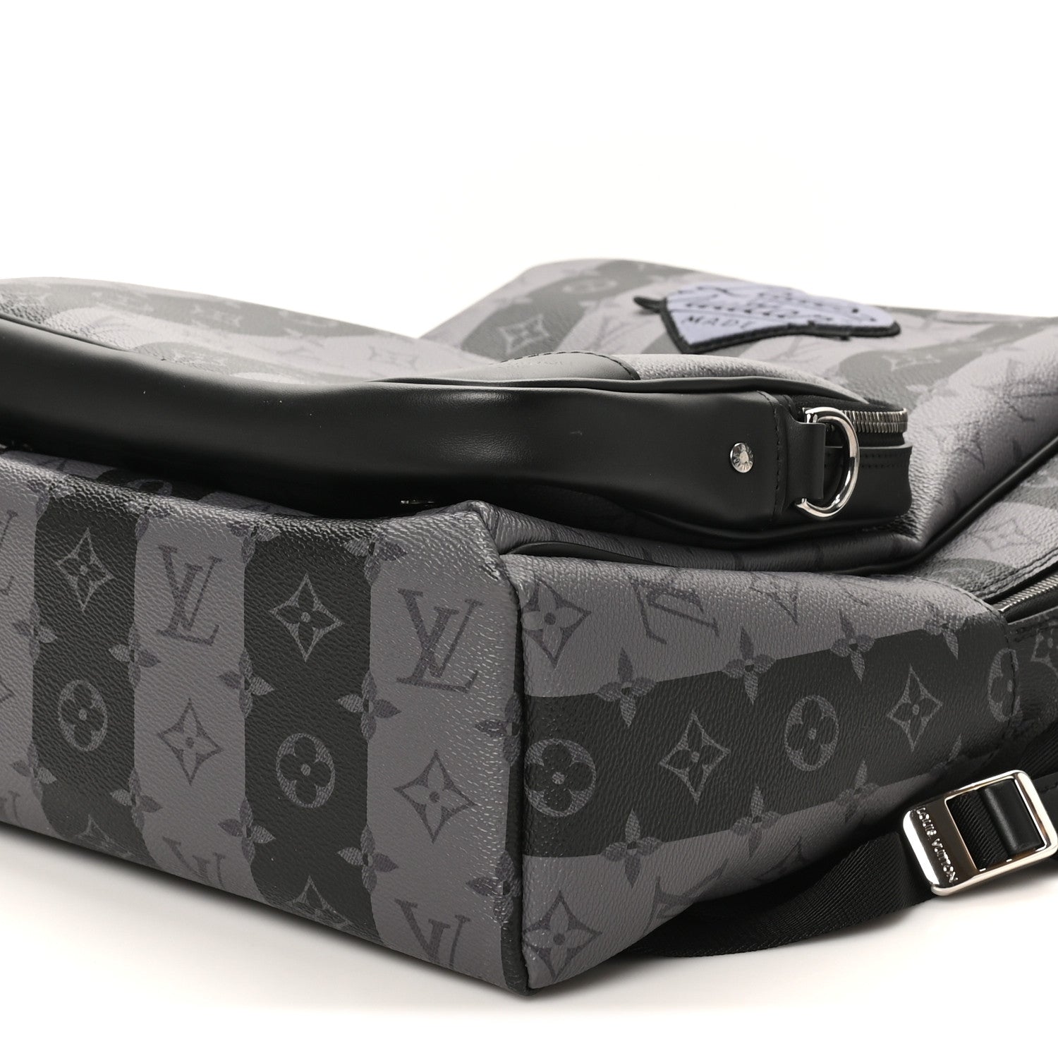 Pre Loved Louis Vuitton Lv Nigo Monogram Eclipse Stripes Heart Modular Utilitary Pre Loved Louis Vuitton Lv Nigo Monogram Eclipse Stripes Heart Modular Utilitary
