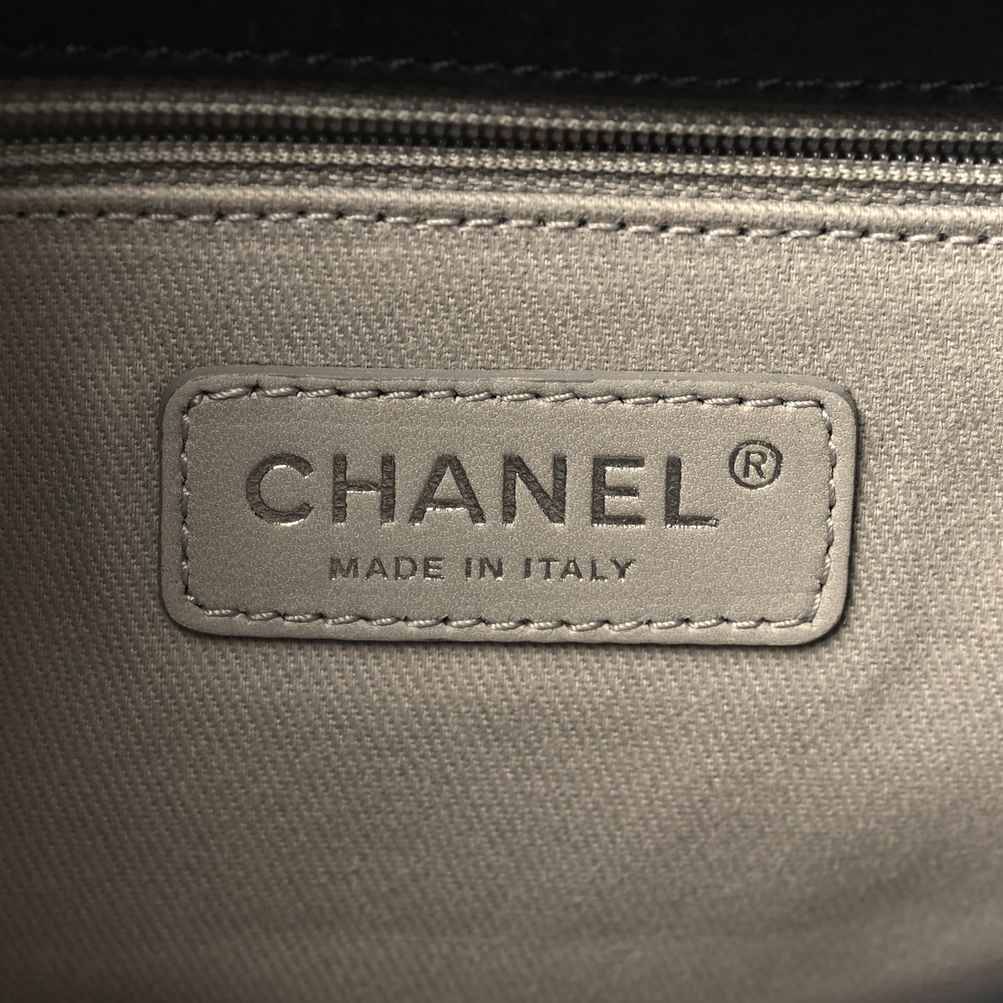 Calfskin CC Crave Reissue Crown Jumbo Flap Black