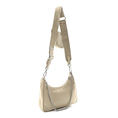 Prada Nylon Re-Edition 2005 Shoulder Bag Cammeo 3 of 11