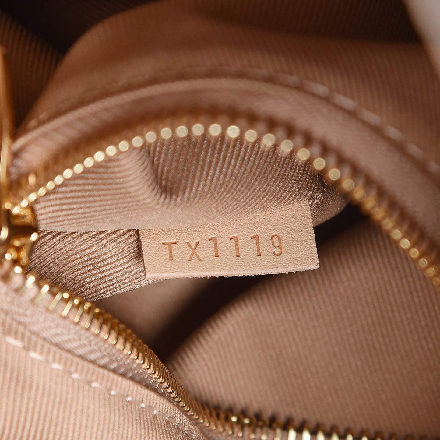Monogram Graceful MM