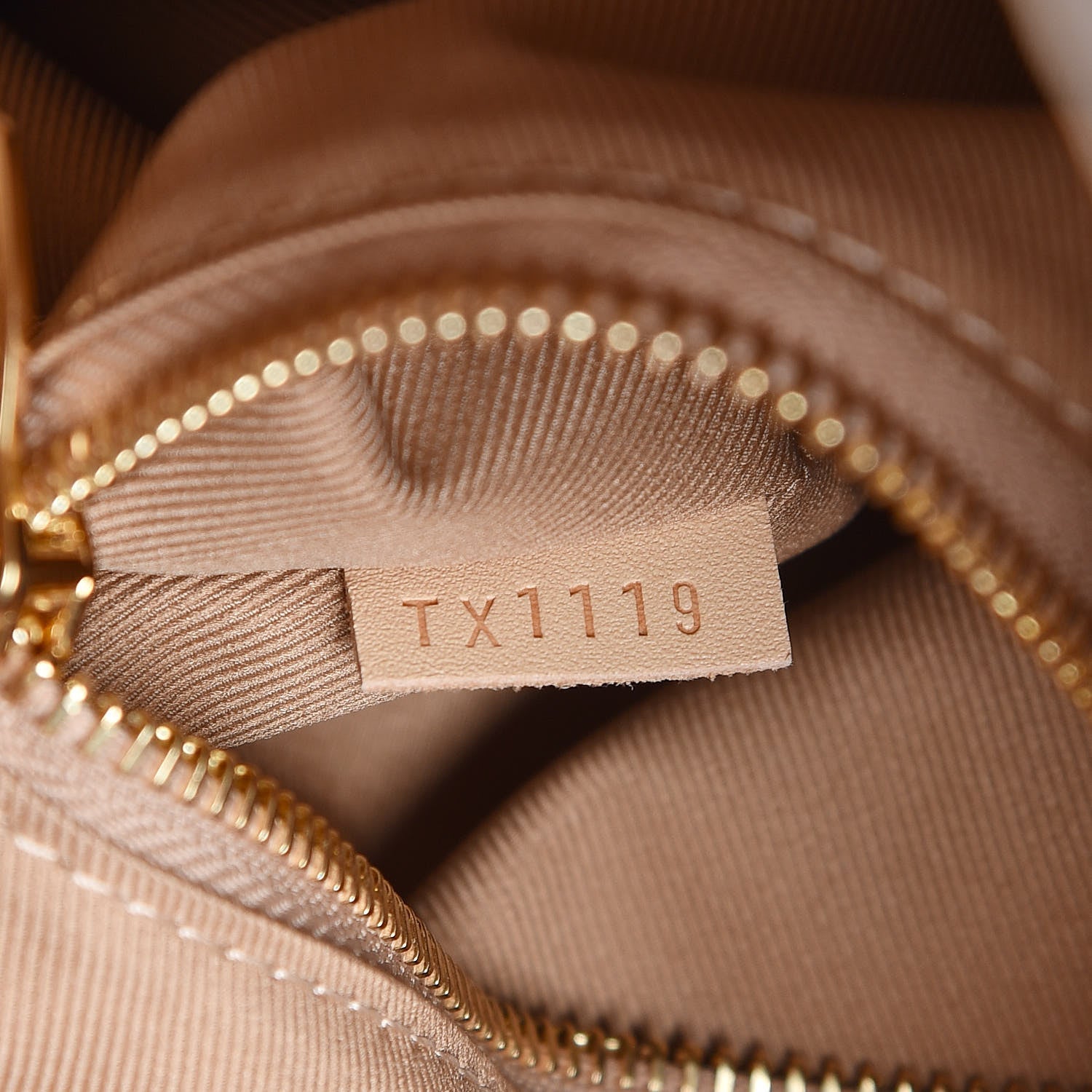 Louis Vuitton Monogram Graceful MM 8 of 17