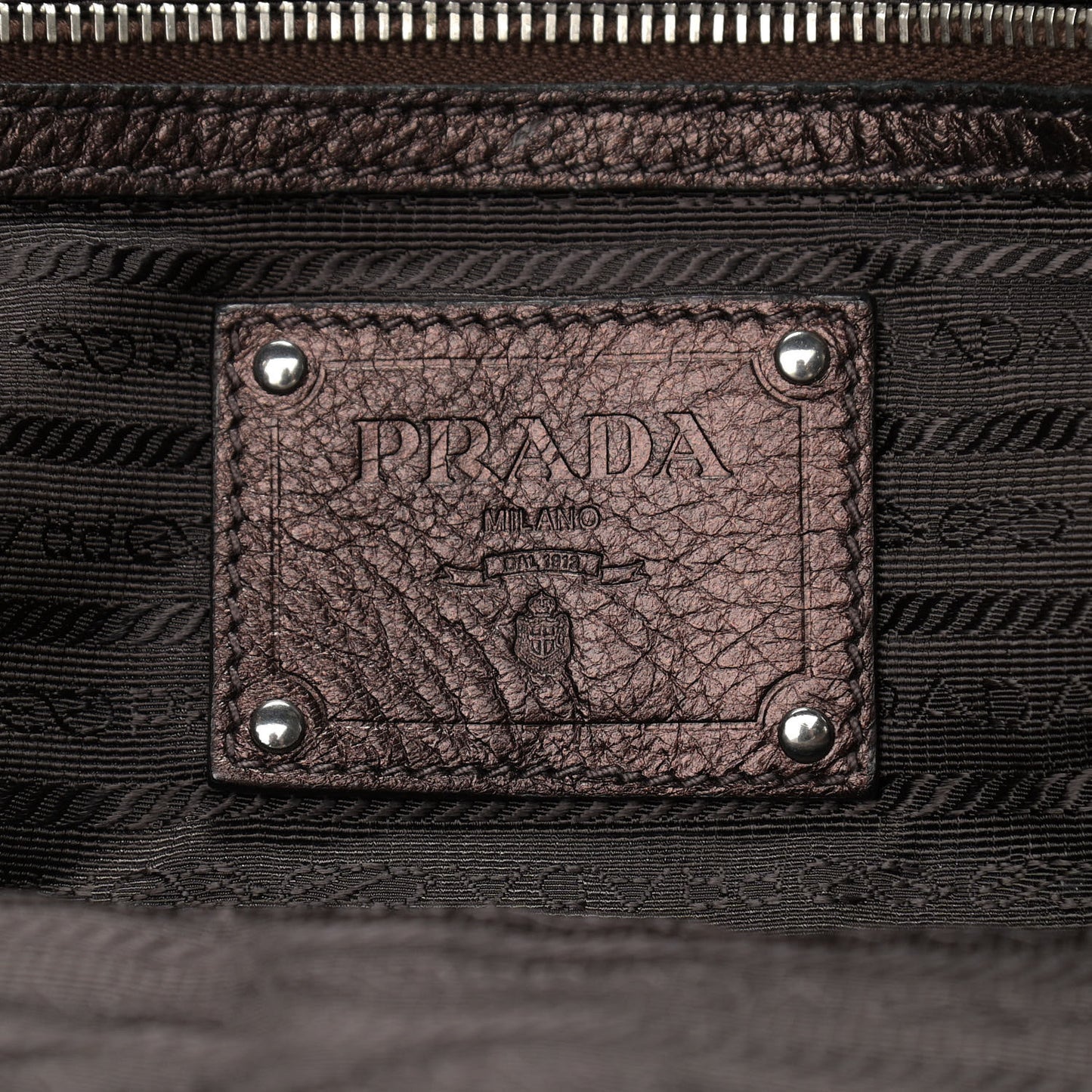 Metallic Vitello Daino Hand Bag Piombo