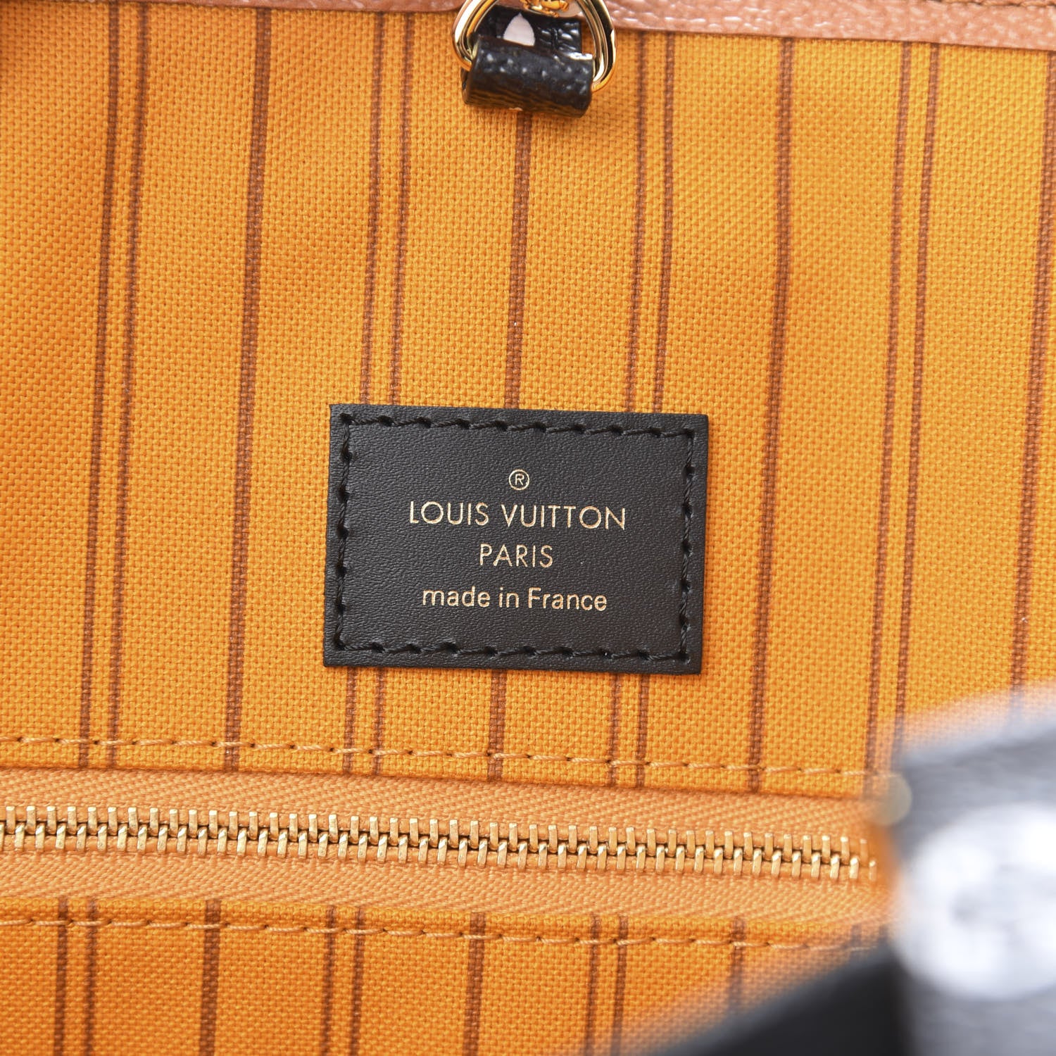 Louis Vuitton Monogram Giant Jungle Onthego GM Black 6 of 11