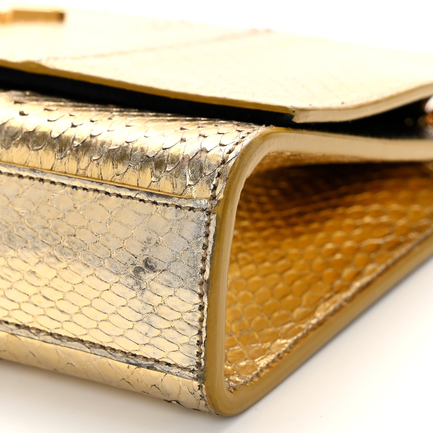 Saint Laurent Metallic Snakeskin Medium Classic Monogram Kate Tassel Satchel Oro 9 of 10
