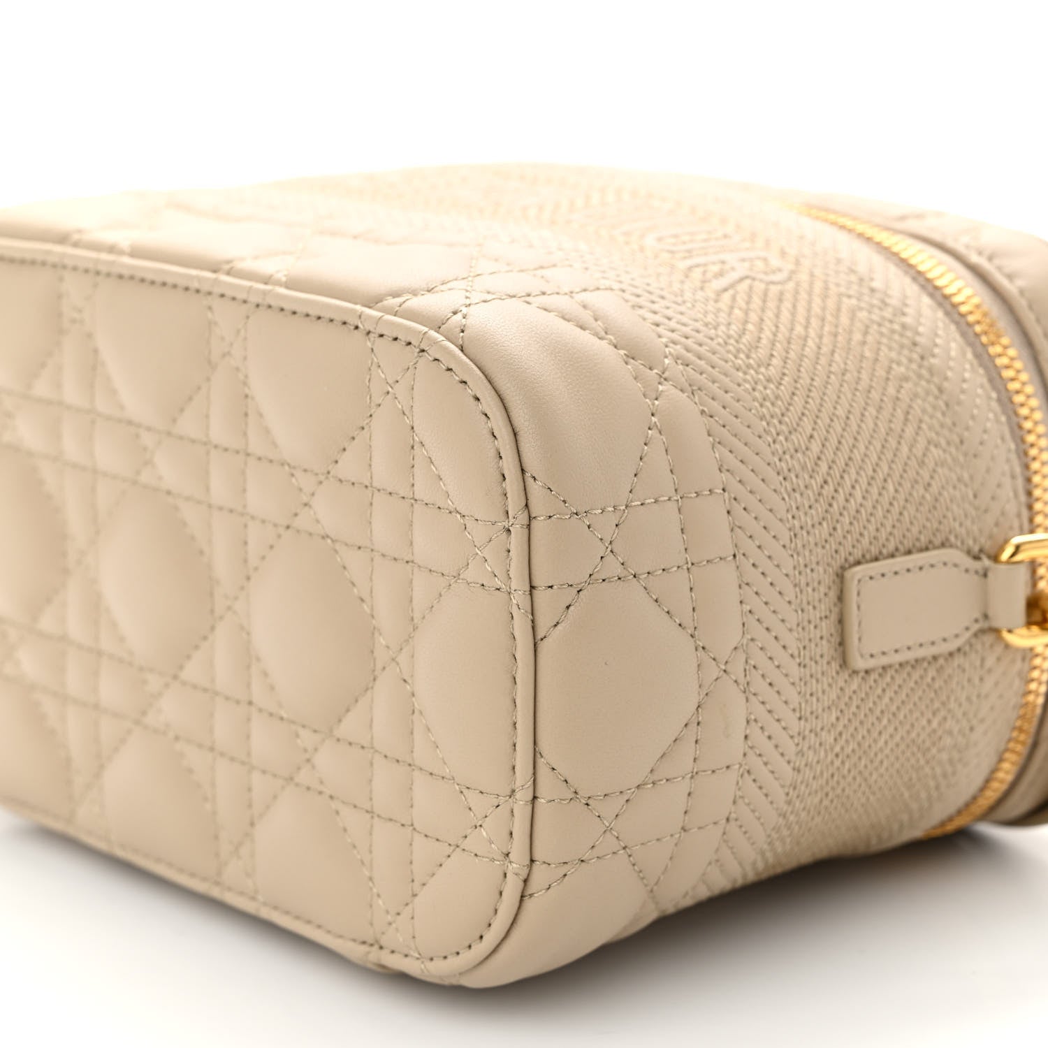 Christian Dior Lambskin Cannage Small Diortravel Vanity Case Light Beige 7 of 10