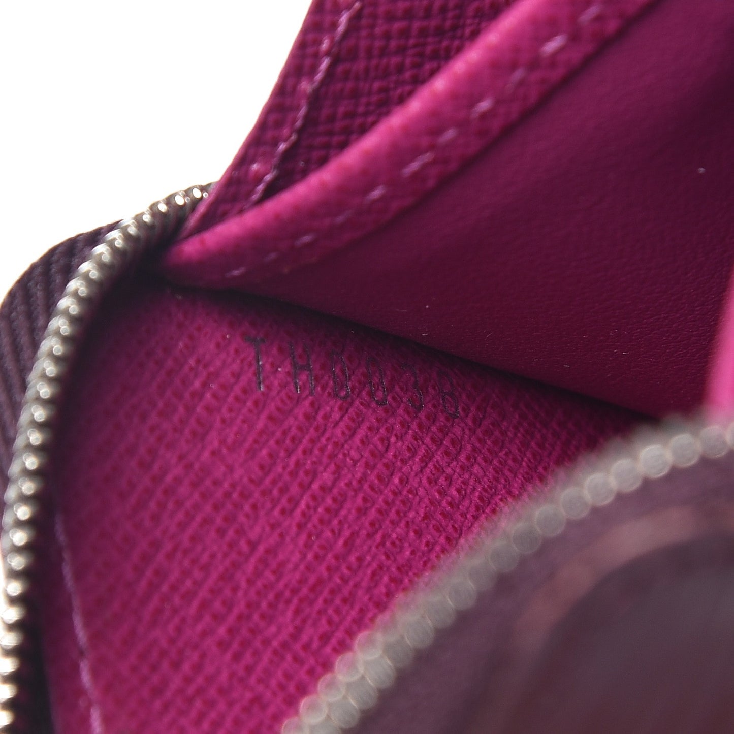 Epi Zippy Coin Purse Cassis