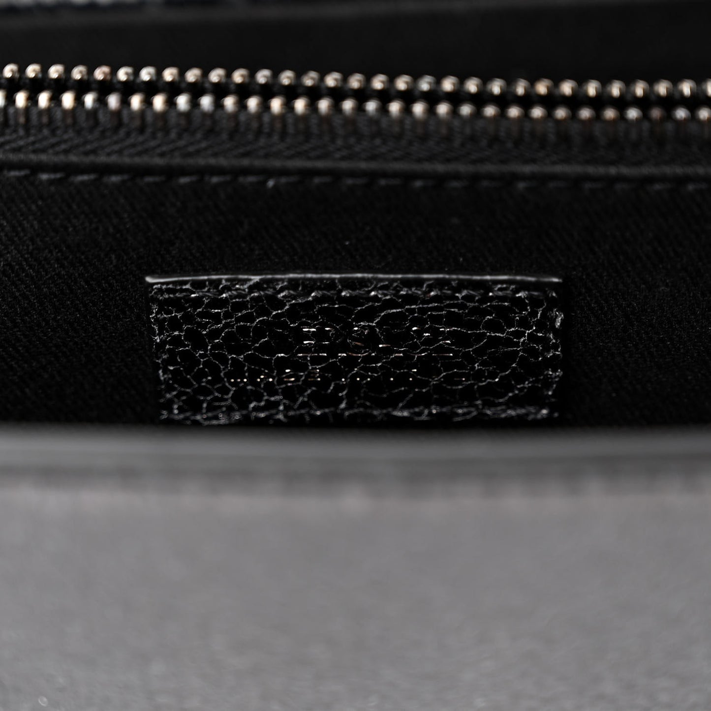 Metallic Calfksin Virtus Wallet On Chain Grey