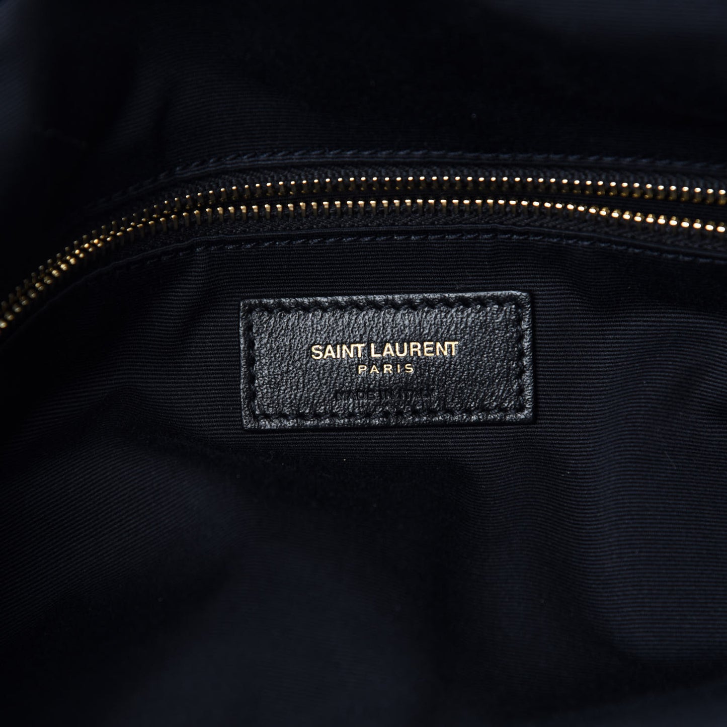 Grain De Poudre Chevron Monogram Medium Nolita Black