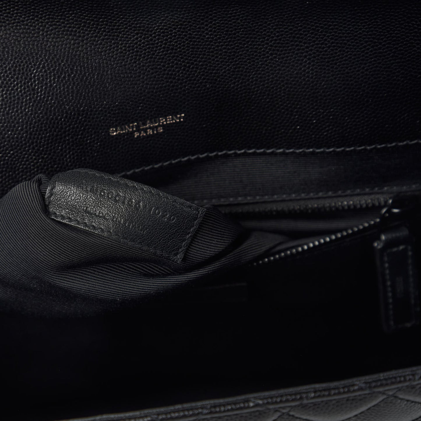 Grain De Poudre Textured Mixed Matelasse Large Triquilt Monogram Monochrome Satchel Black