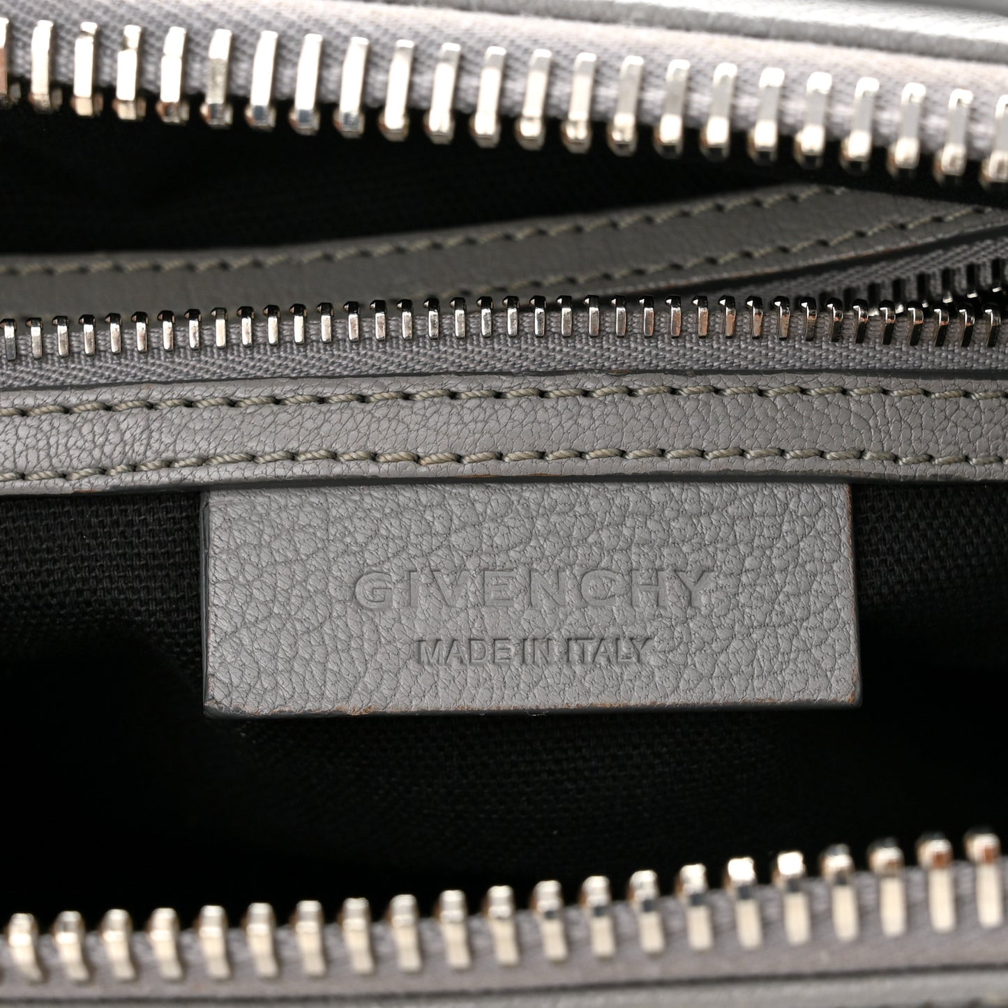 Sugar Goatskin Small Antigona Pearl Grey