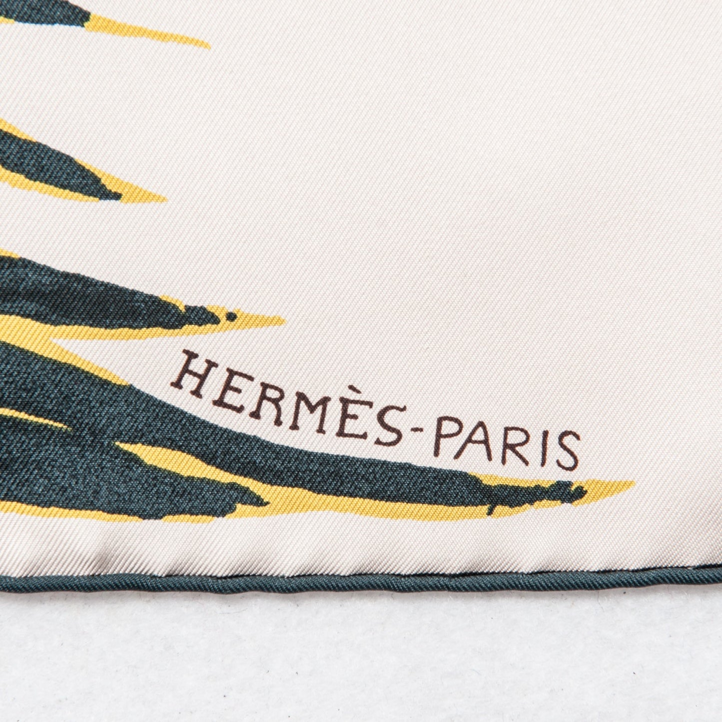 Silk Au Bout Du Monde Scarf 90 Beige Orange Petrole