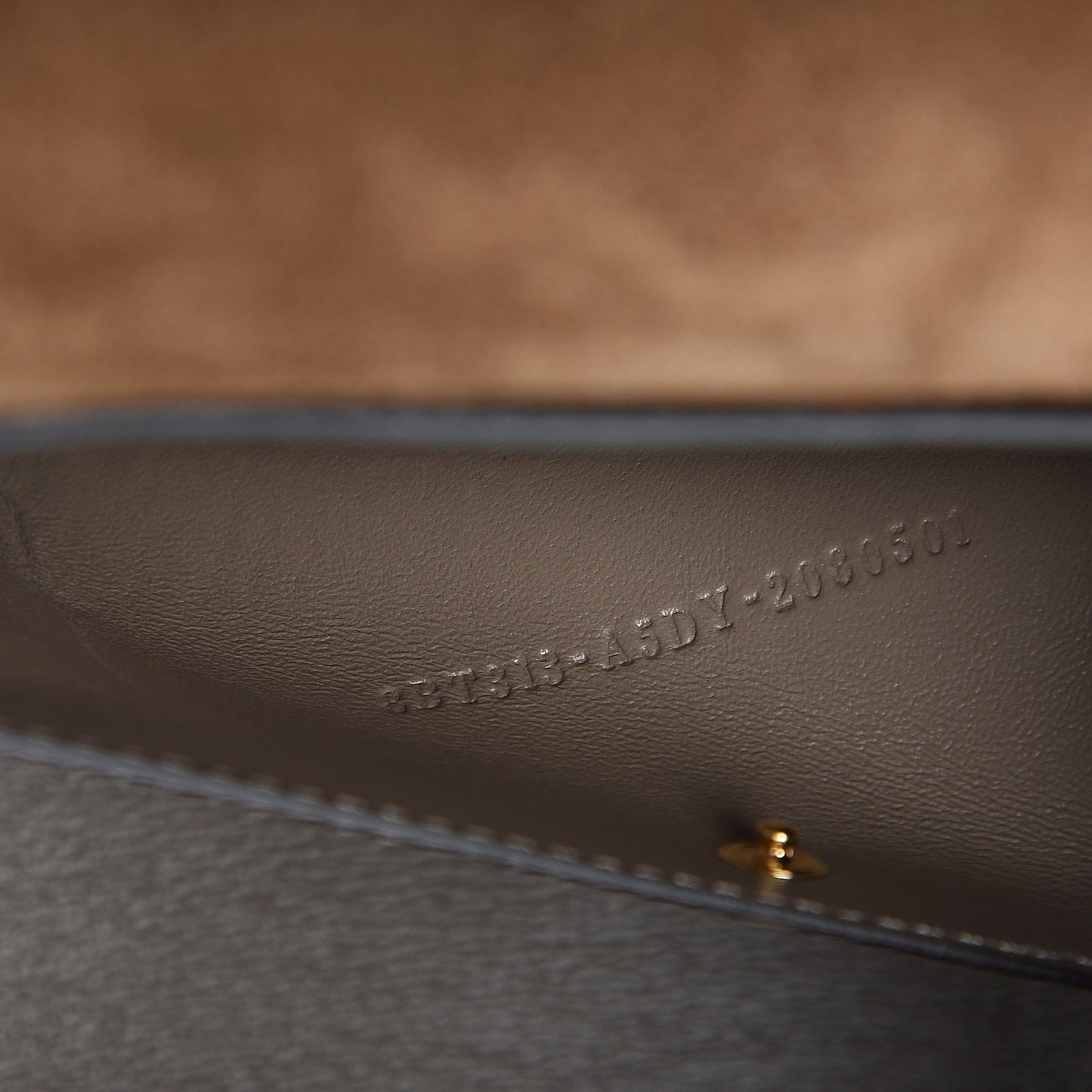 Vitello Grace Matte F is Fendi Kan U Shoulder Bag Rosa Bourbon